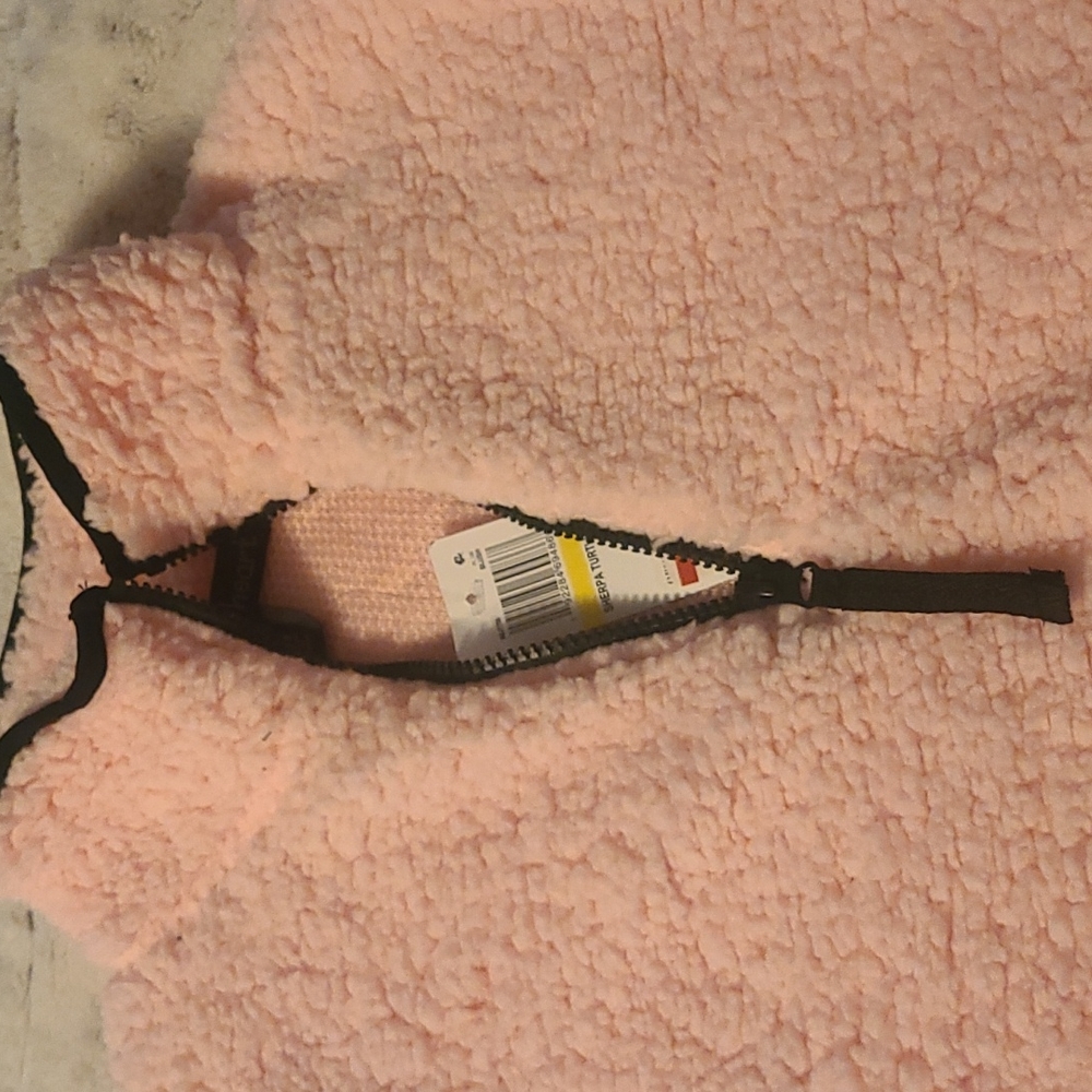 ! NWT!!! PINK FUZZY SWEATER!!!! - Picture 4 of 4